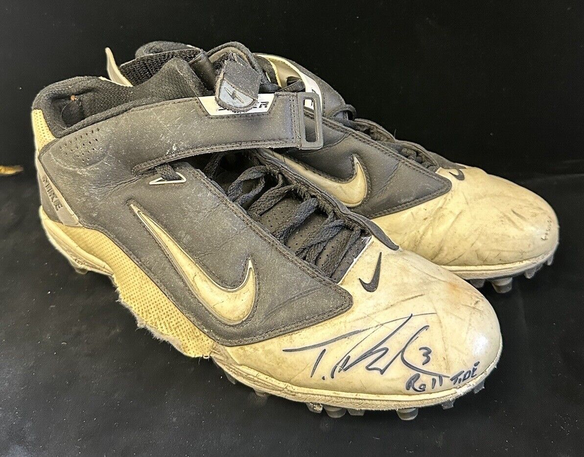 2009-11 Trent Richardson Alabama Roll Tide DUAL SIGNED GAME USED Football Cleats