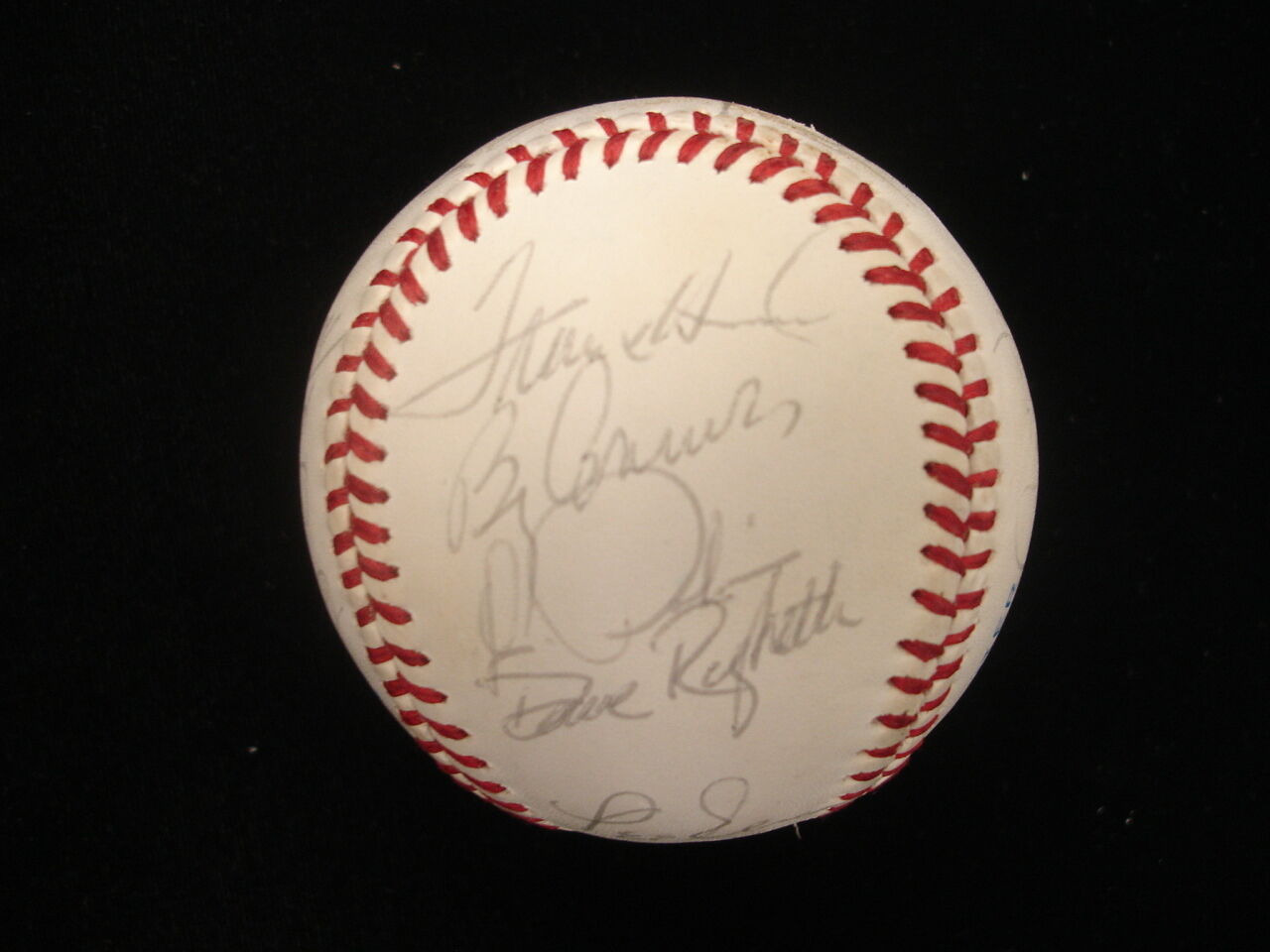 1989 New York Yankees Autographed AL Baseball - 20 Signatures