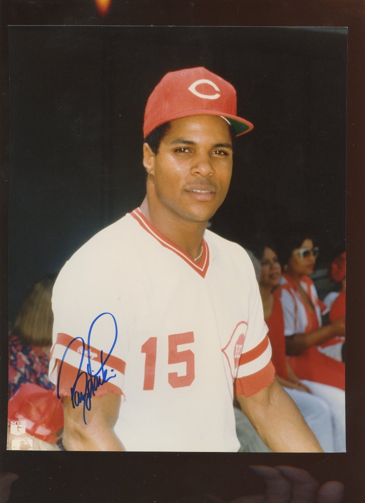 1989 Barry Larkin Cincinnati Reds Autographed 8 X 10 Photo Hologram