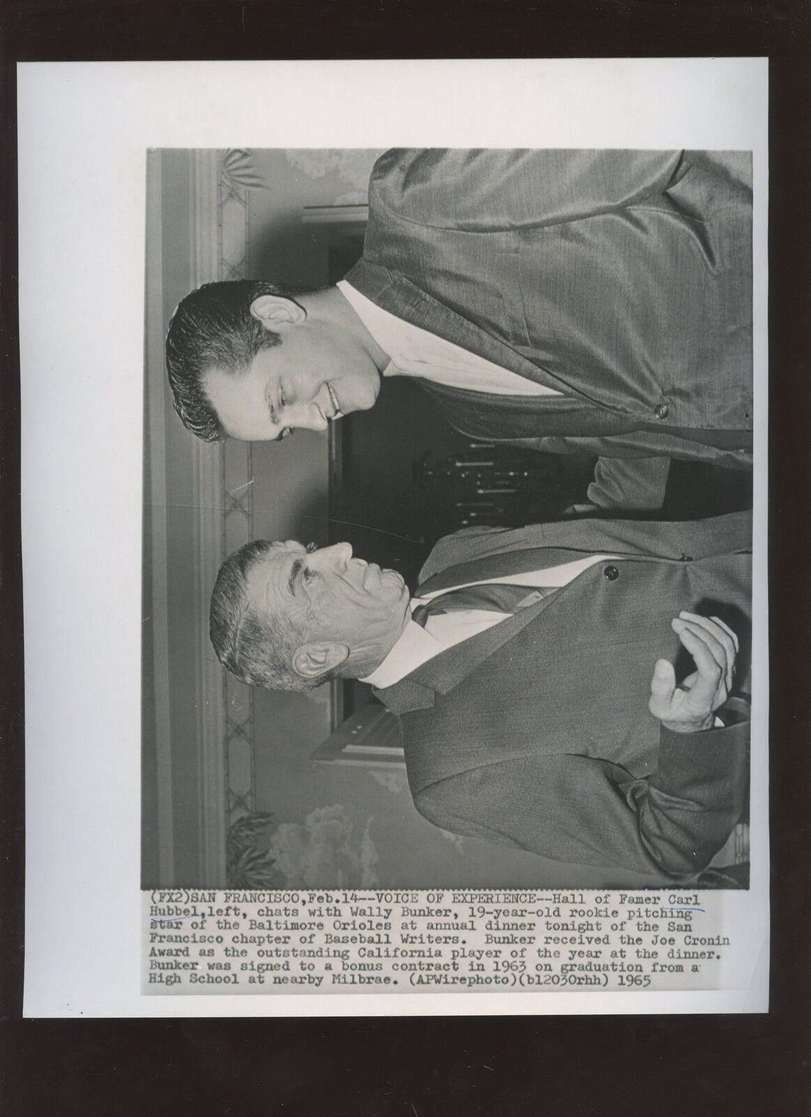 Original Feb 14 1965 Carl Hubbell & Wally Bunker Wire Photo