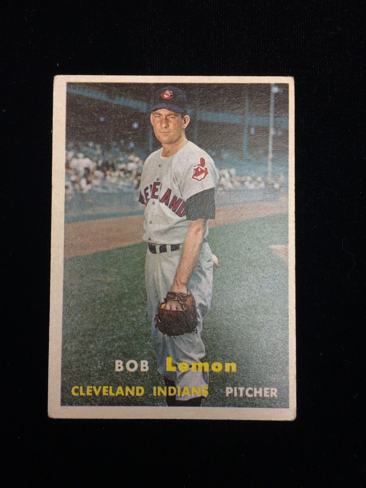 1957 Topps #120 Bob Lemon Cleveland Indians Card - VG/EX