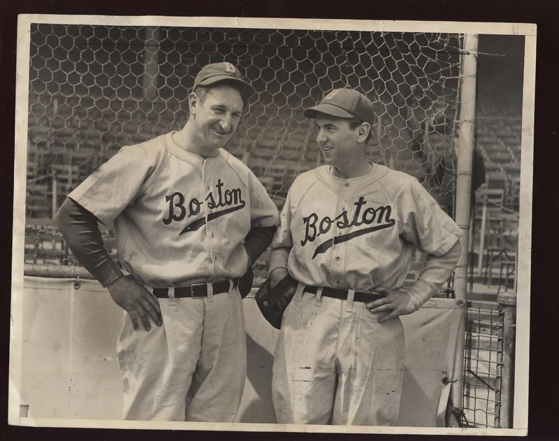 Original 1943 Ernie Lombardi & Lefty Gomez Wire Photo