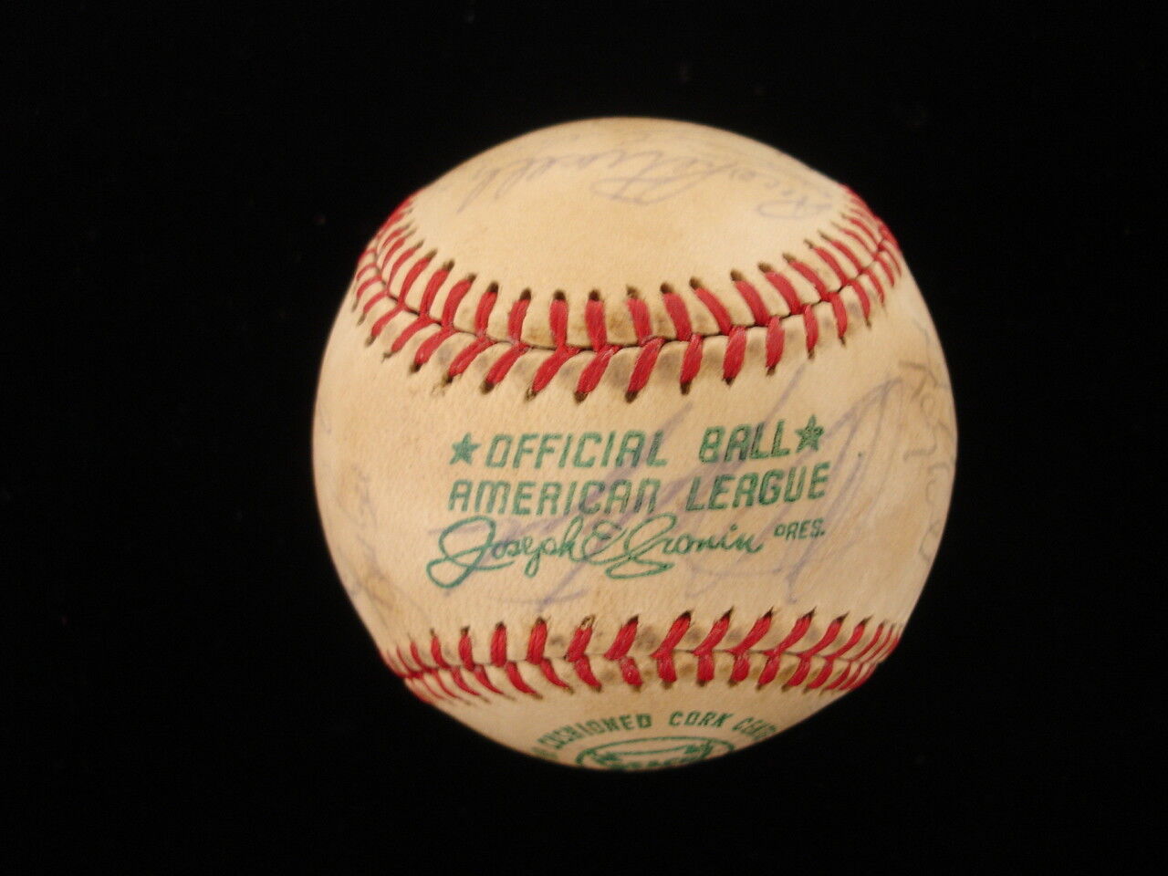 1972 Boston Red Sox Team Autographed AL Baseball - 23 Signatures 