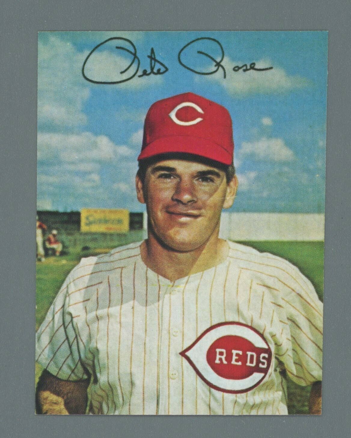 1983 StarLiner Sticker Pete Rose Cincinnati Reds Baseball Card NM