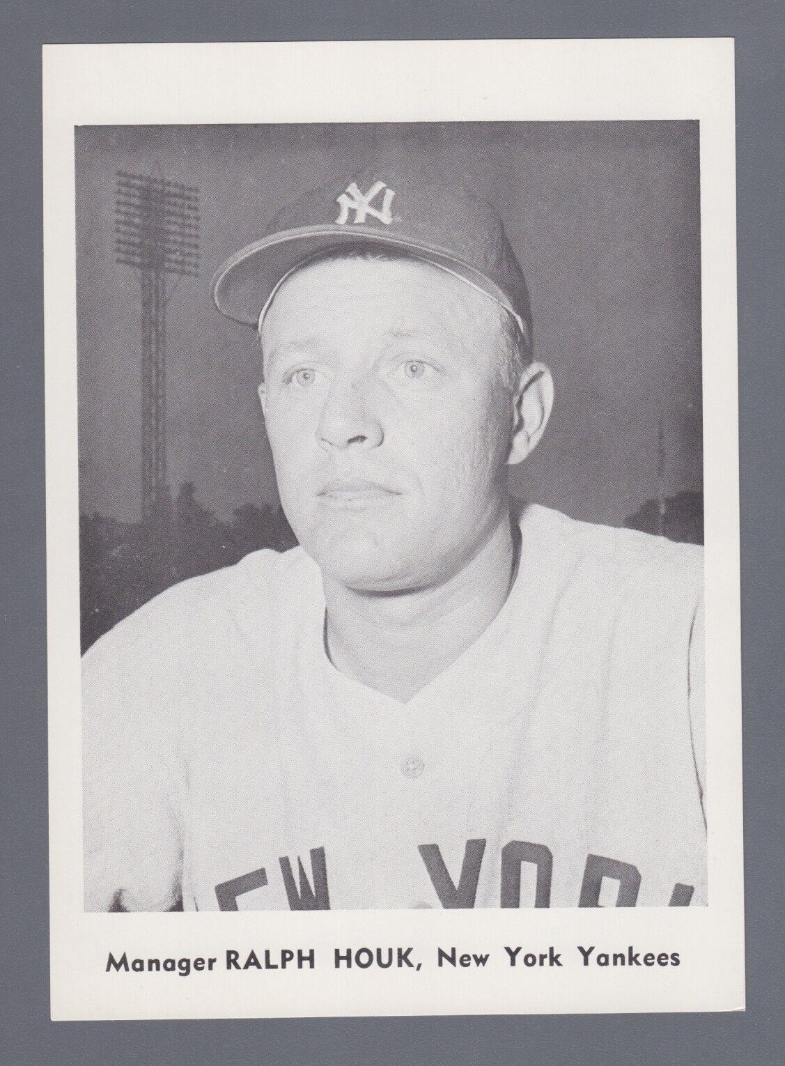 1961 Jay Publishing New York Yankee Photo Pack of 12 - Mantle, Maris, Ford, etc.