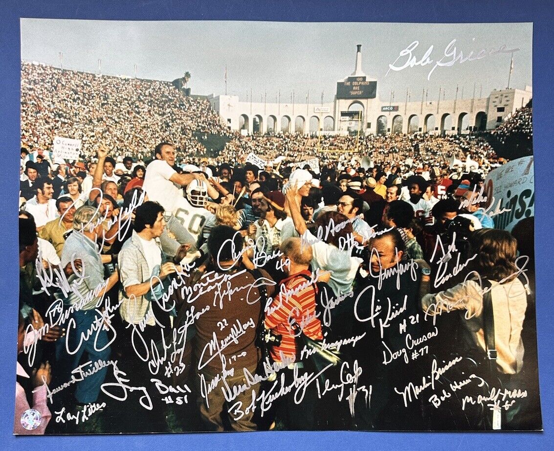 1972 Miami Dolphins Champions TEAM SIGNED 16x20 Color Photo 32 sigs w/ hologram