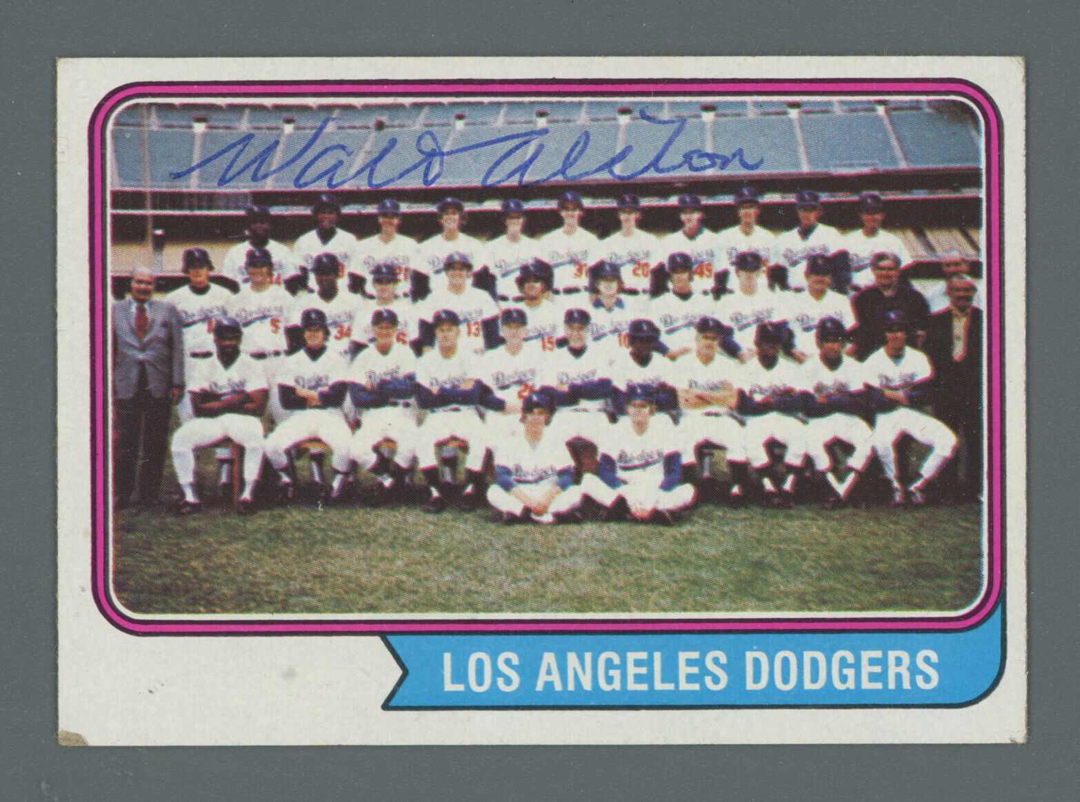 Walt Alston Signed 1974 Topps LA Dodgers Team Card #643 Auto with B&E Hologram