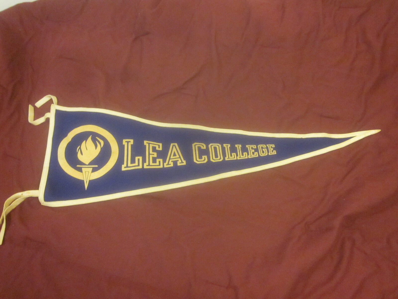 Vintage NCAA Felt Pennant LEA 33 Inches