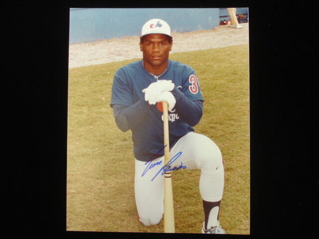 8x10 Photograph Tim Raines Autographed B & E Hologram