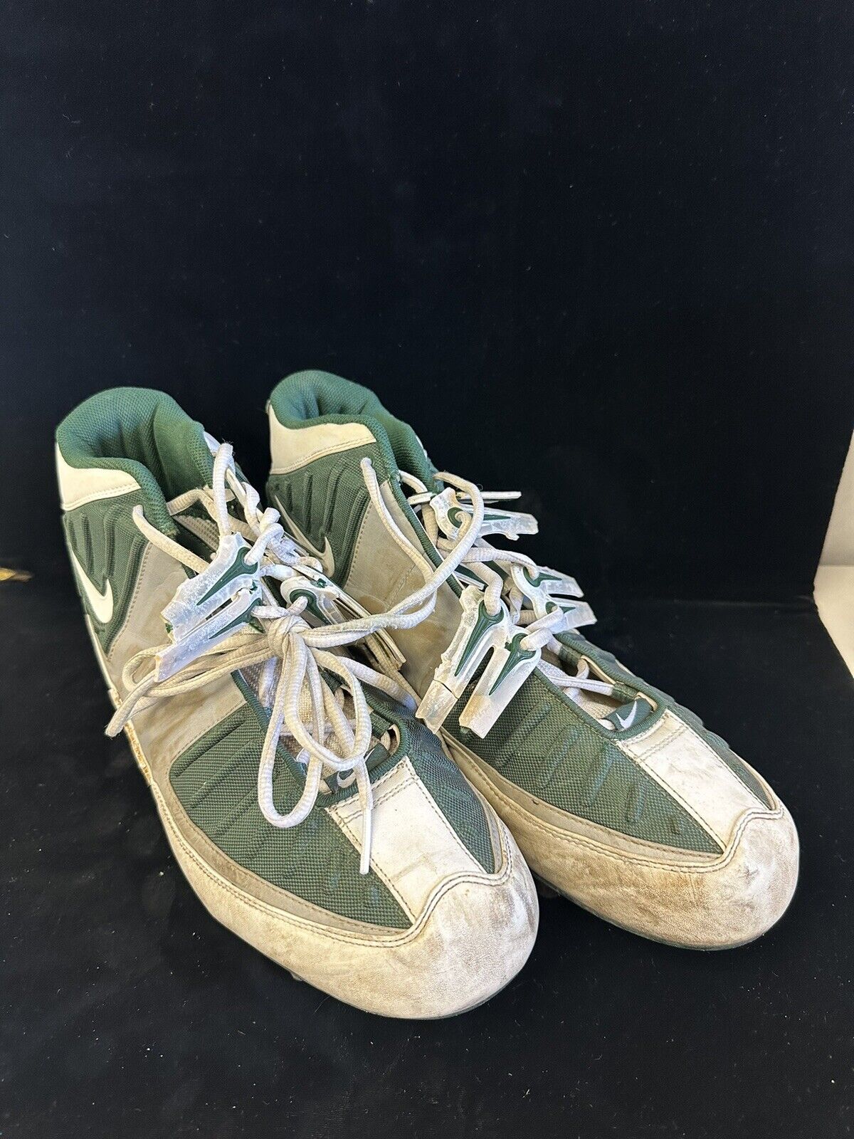 c. 2001 Mo Lewis New York Jets Game Used NFL Nike Air NFL Football Cleats #57