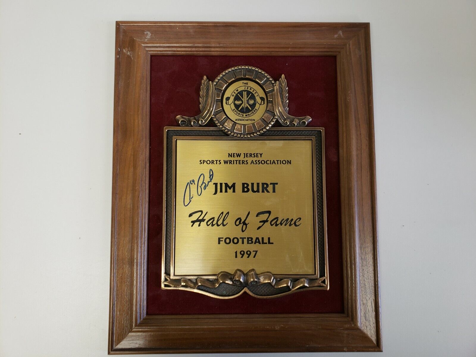 Jim Burt Autographed 1997 NJ Sports Writers Association Hall of Fame Plaque