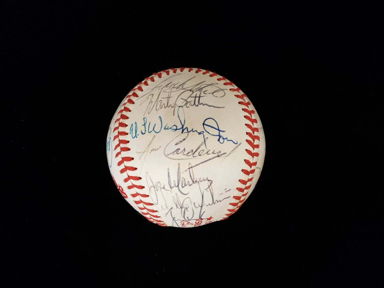 1980 Kansas City Royals Autographed Official World Series Baseball 29 sigs 