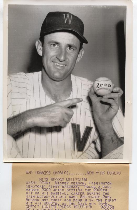 Original 1954 Mickey Vernon 2000th Hit Wire Photo