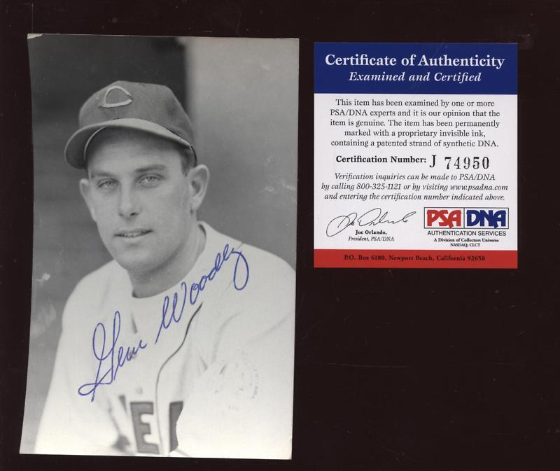 Gene Woodling Cincy Reds Auto Photo Postcard PSA/DNA