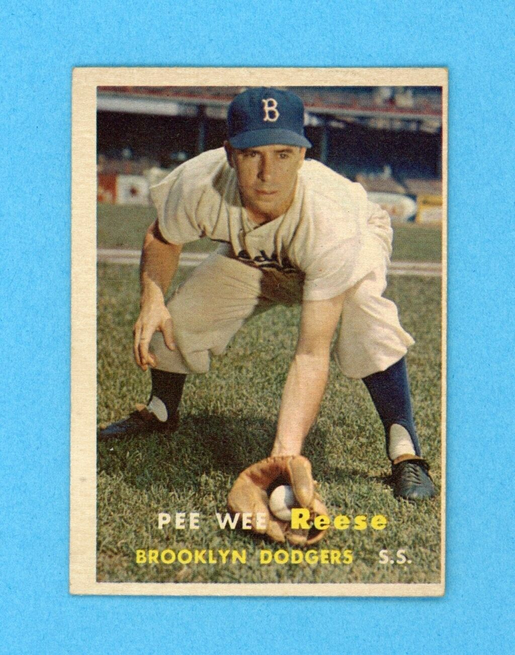 1957 Topps #30 Pee Wee Reese Brooklyn Dodgers Baseball Card EX - EX+ o/c