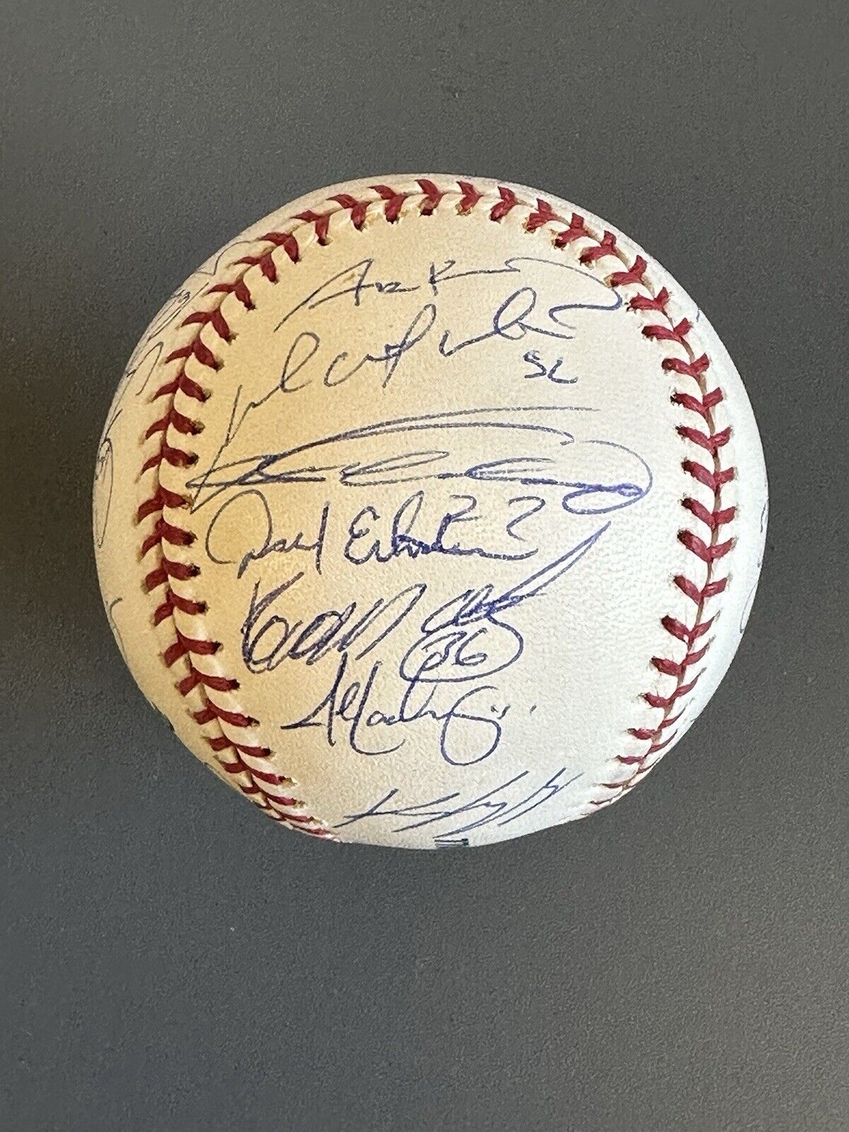 2002 Anaheim Angels TEAM SIGNED Official MLB Baseball w/ 28 sigs World Champs!