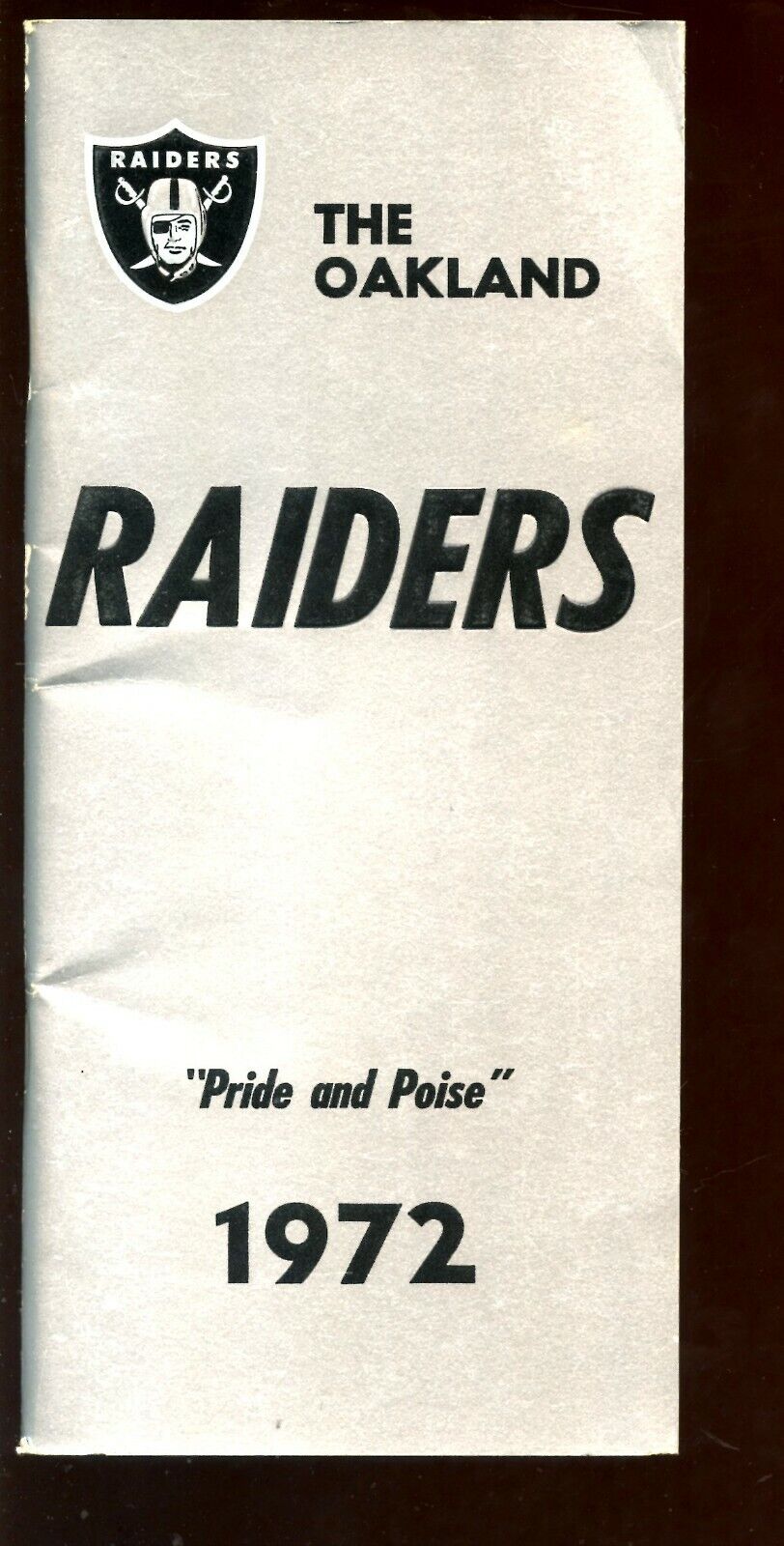 1972 NFL Football Oakland Raiders Yearbook / Media Guide EX