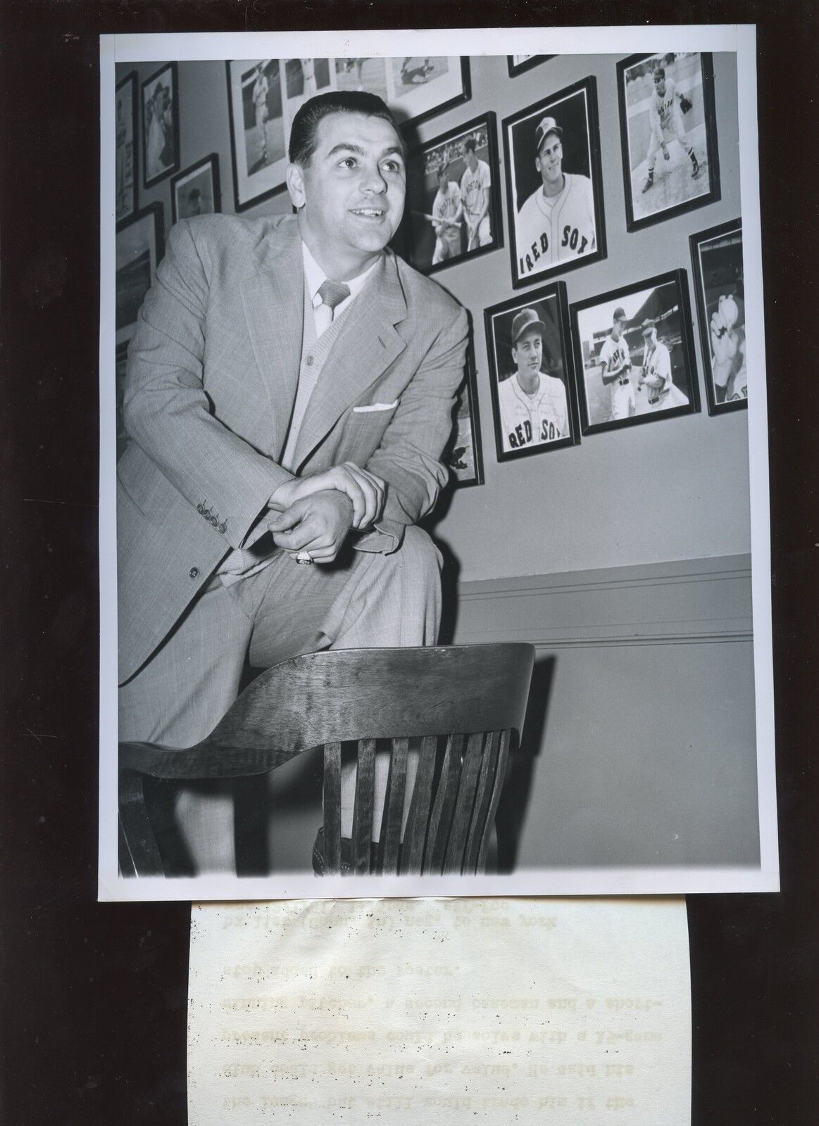 Original Dec 1 1951 Lou Boudreau Boston Red Sox Manager Wire Photo