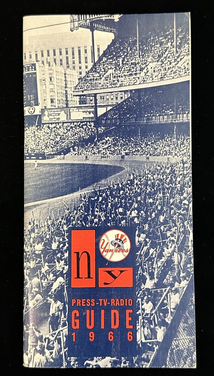 1966 New York Yankees Baseball Media Guide w/ Mantle & Maris EX-MT