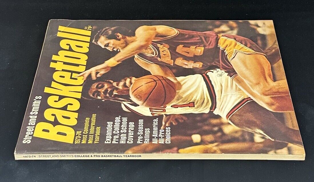 1973-74 Street and Smith’s College & Pro Basketball Yearbook w/ Robertson & West