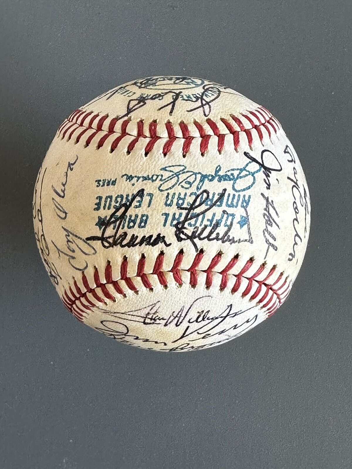 1971 Minnesota Twins TEAM SIGNED Official AL Baseball 30 sigs w/ Killebrew JSA