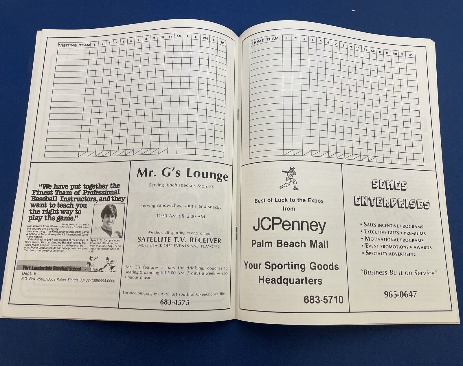 1982 West Palm Beach Expos Minor League Baseball Program & Scorecard - 40 pages