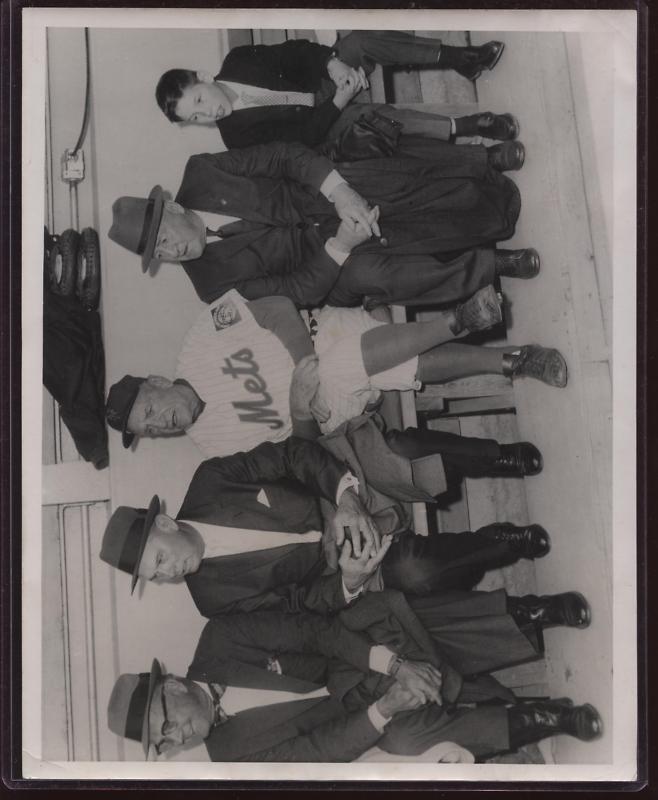 Original 1964 Casey Stengel New York Mets In Dugout 8x10 B&W Wire Photo