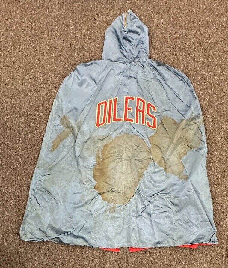 1960’s Houston Oilers AFL GAME USED Satin Football Player’s Sideline Cape