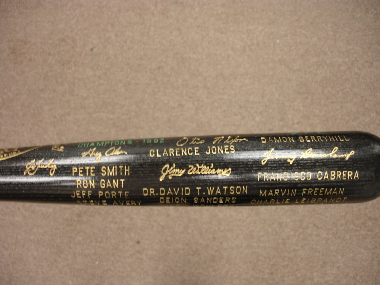 1992 Atlanta Braves NL Champions Louisville Slugger Black Baseball Bat