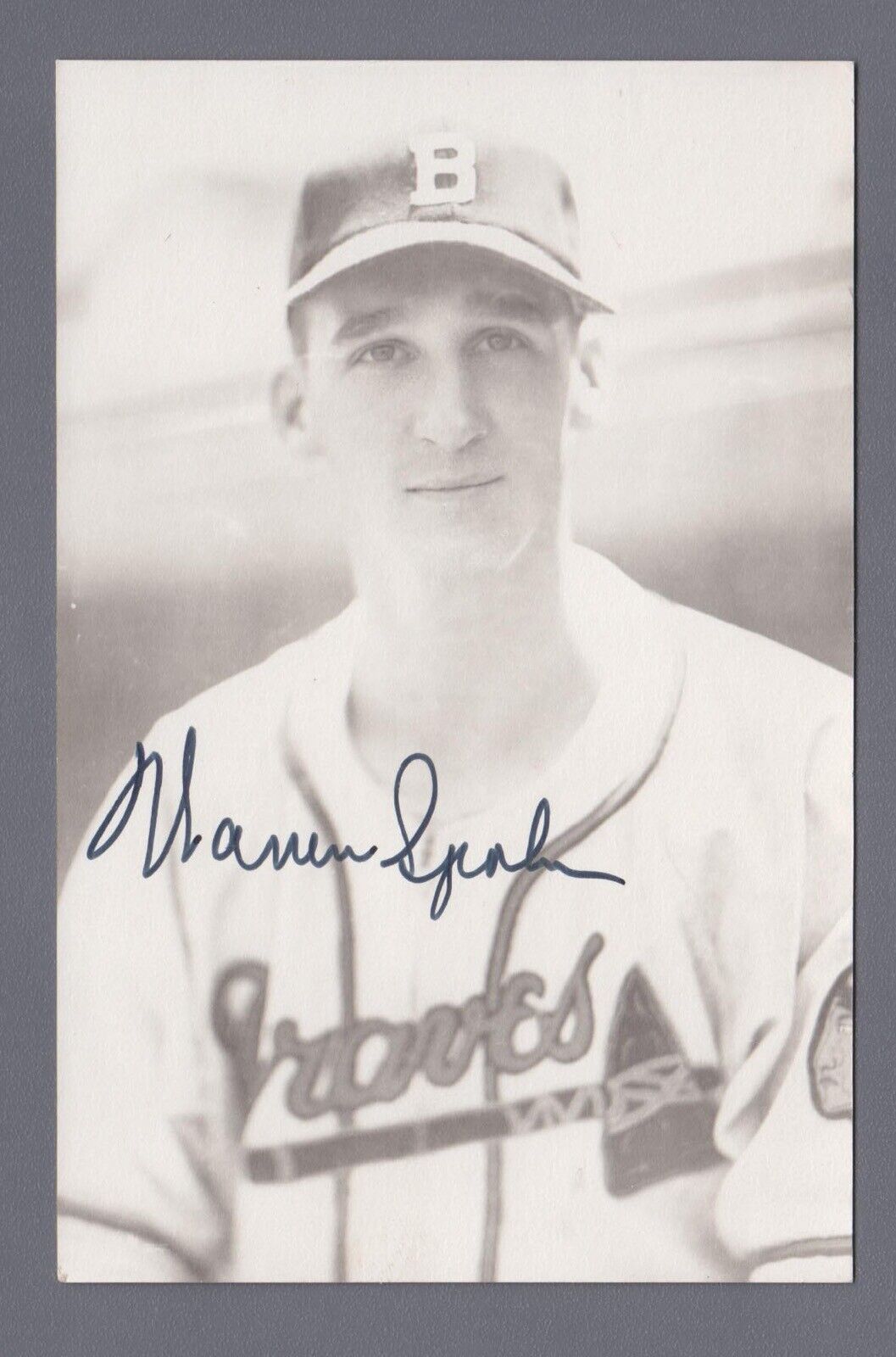 Warren Spahn HOF Signed Vintage Postcard Auto with B&E Hologram