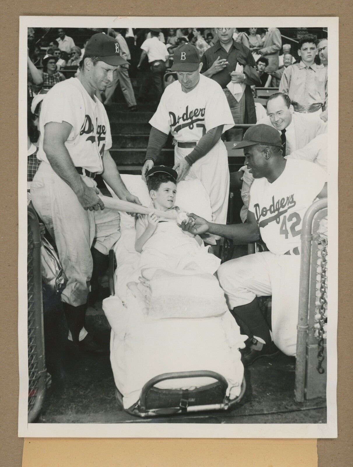 Jackie Robinson Brooklyn Dodgers 8/16/52 I.N.P. Wirephoto • Press Photo