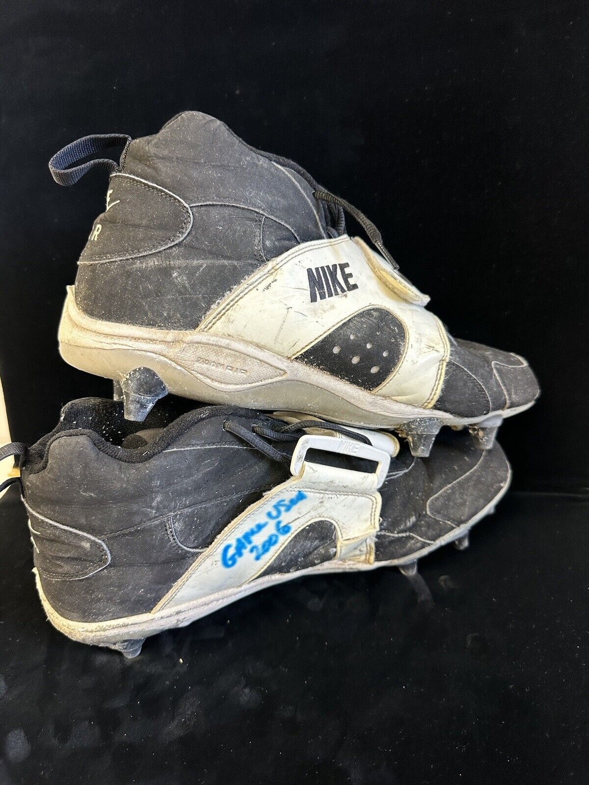 2006 Chris Baker NY Jets #86 NFL Game Used Signed Football Cleats vs Browns