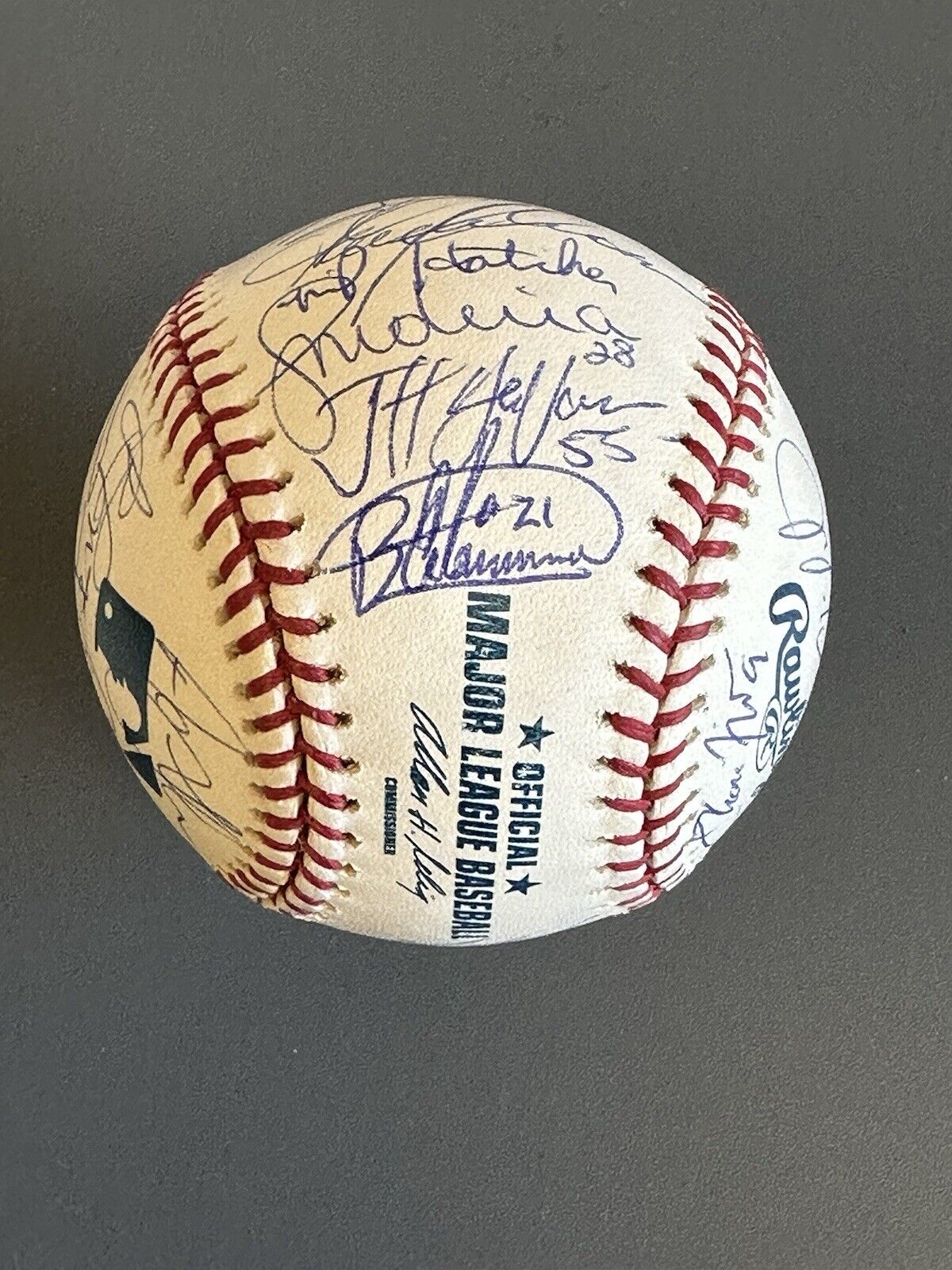 2002 Anaheim Angels TEAM SIGNED Official MLB Baseball w/ 28 sigs World Champs!