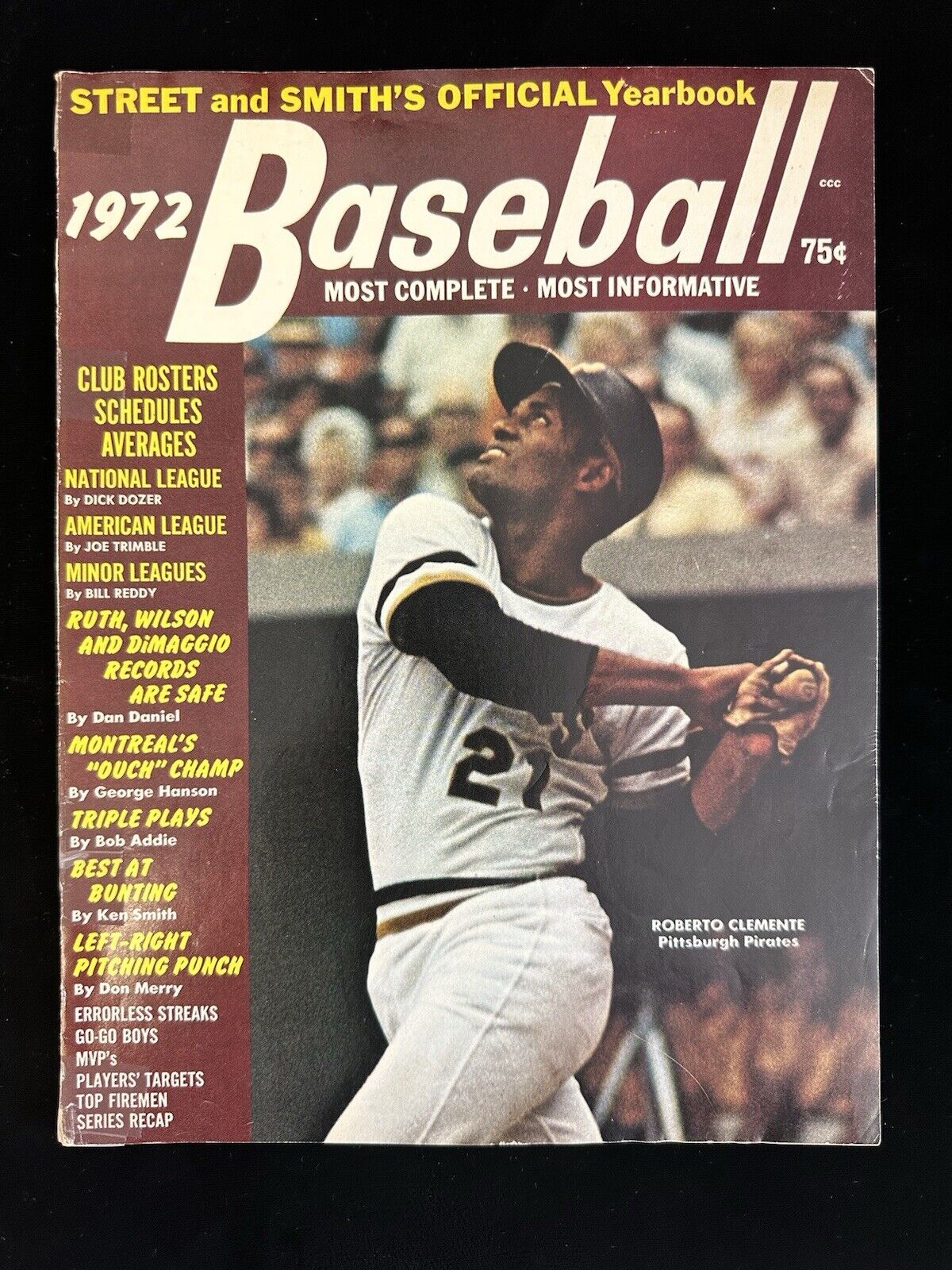 1972 Street & Smith’s Baseball Yearbook w/ Roberto Clemente Pirates cover - EX