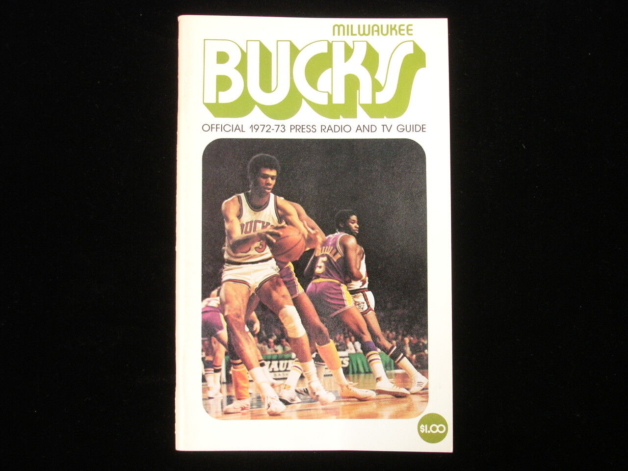 1972-73 Milwaukee Bucks NBA Media Guide