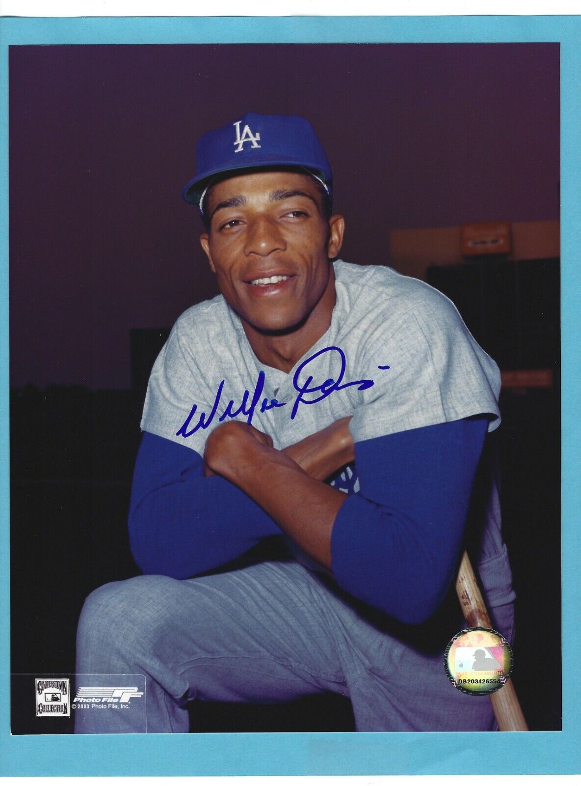 Willie Davis Los Angeles Dodgers  Autographed 8x10 Color Photo