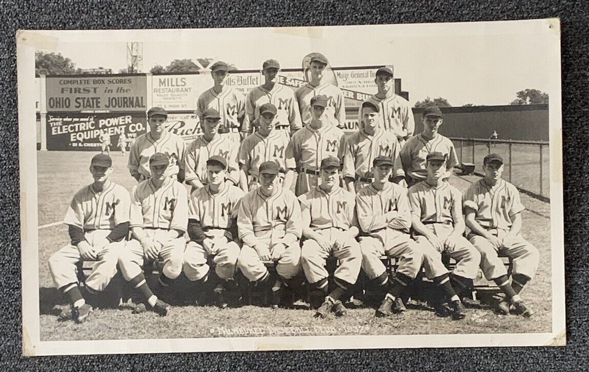 Stunning 1937 Milwaukee Brewers Minor League AA 12x20 Team Photo w/ Ken Keltner