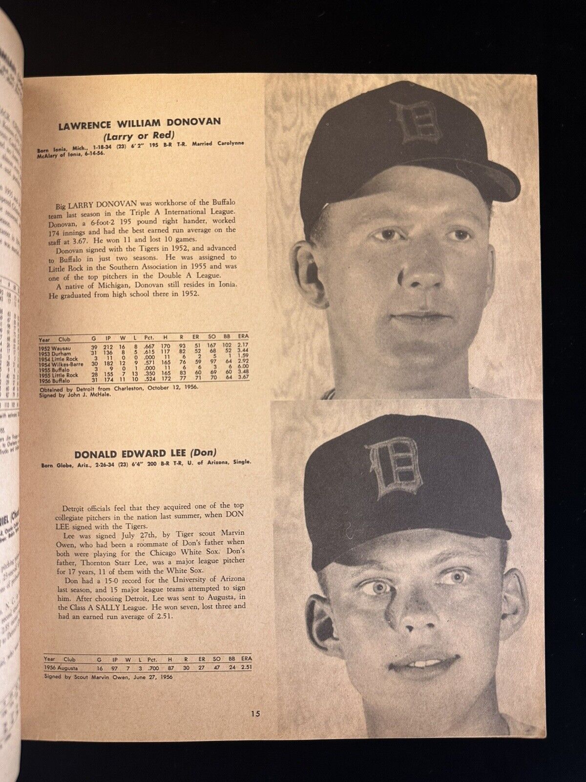 Original 1957 Detroit Tigers Official Baseball Yearbook w/ Al Kaline VG-EX/EX