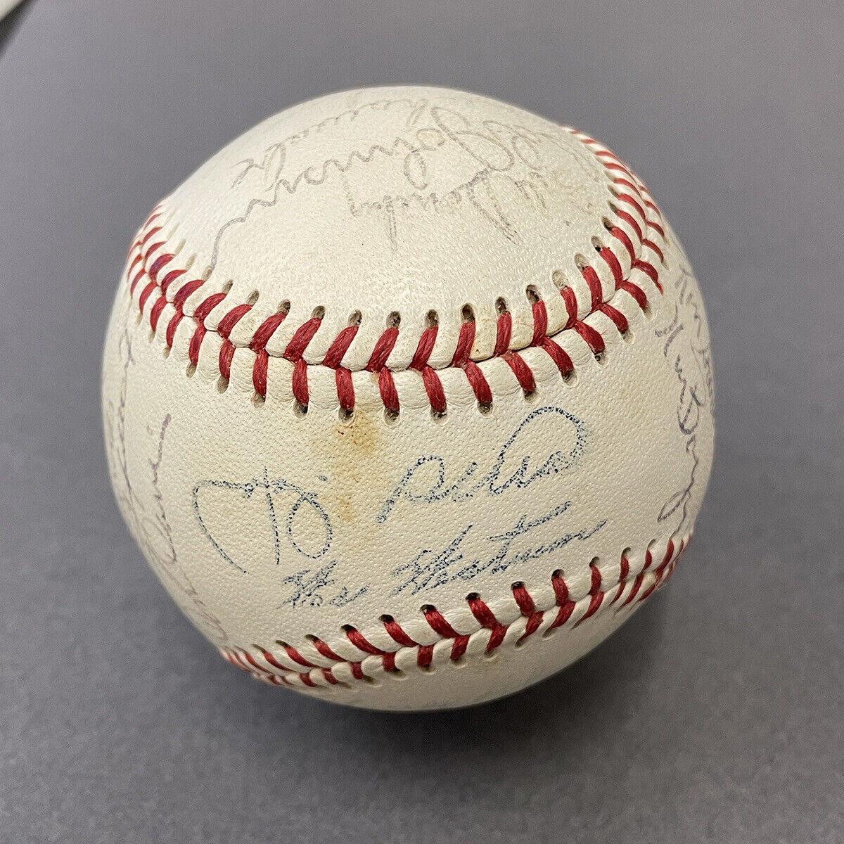 1967 NY Mets Team Signed Baseball with Rookie Tom Seaver, Ken Boyer, etc JSA LOA