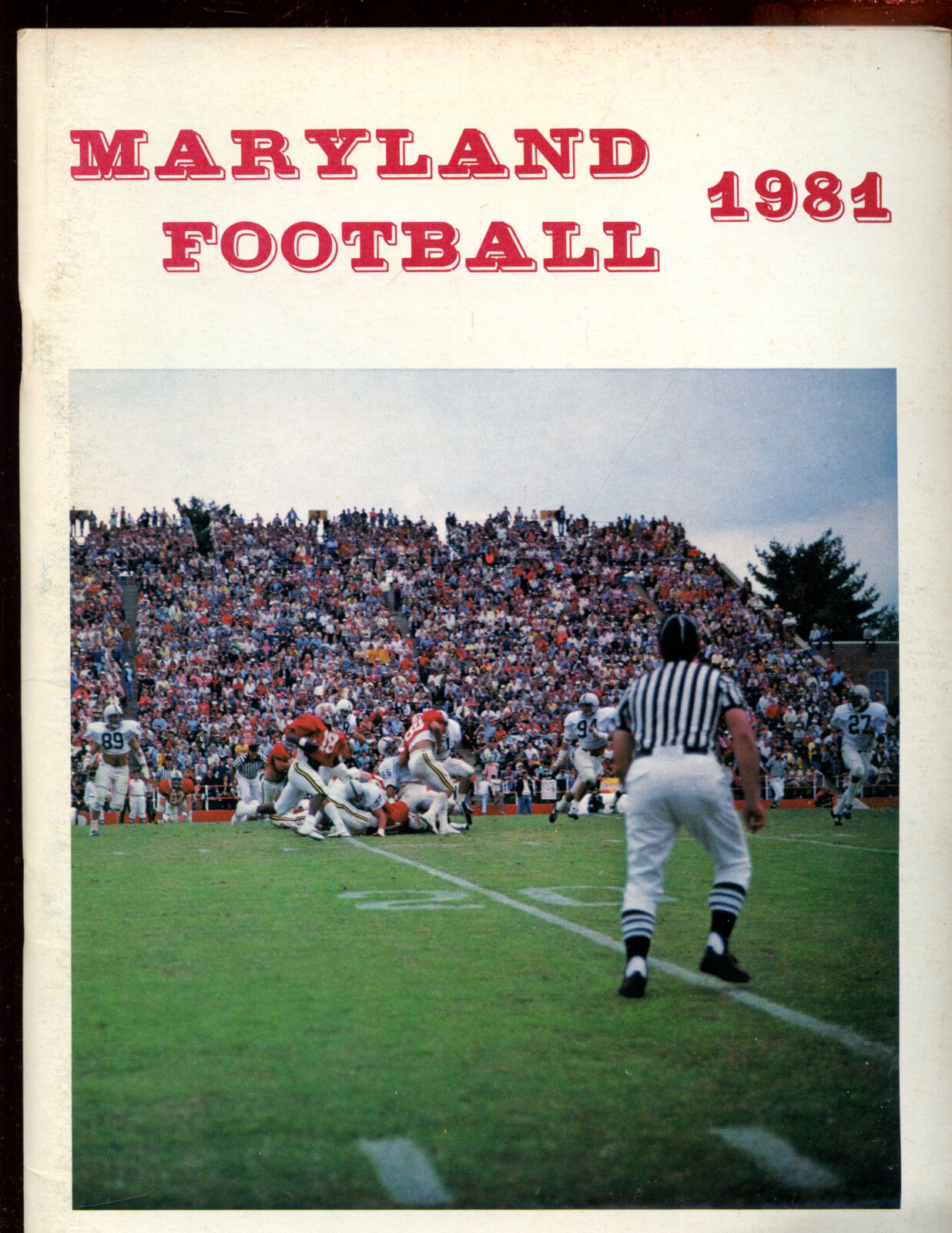 1981 NCAA Football Media Guide / Yearbook Maryland With Boomer Esiason  EX+