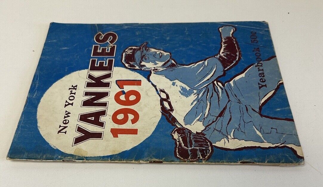 Lot of 2 Diff 1961 New York Yankees Yearbooks Jay & Official versions Low Grade