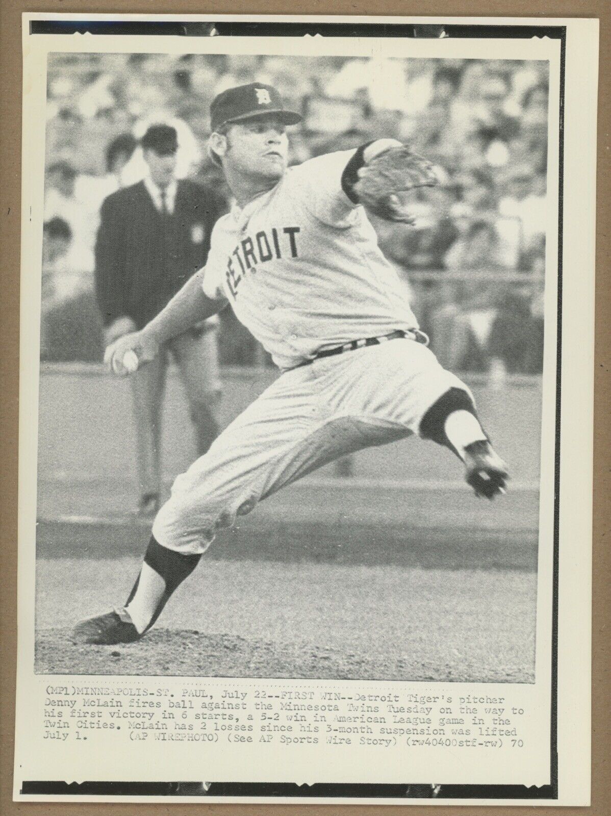 Lot of 4 different Denny McClain Detroit Tigers Press Photos • 68, 69, 70