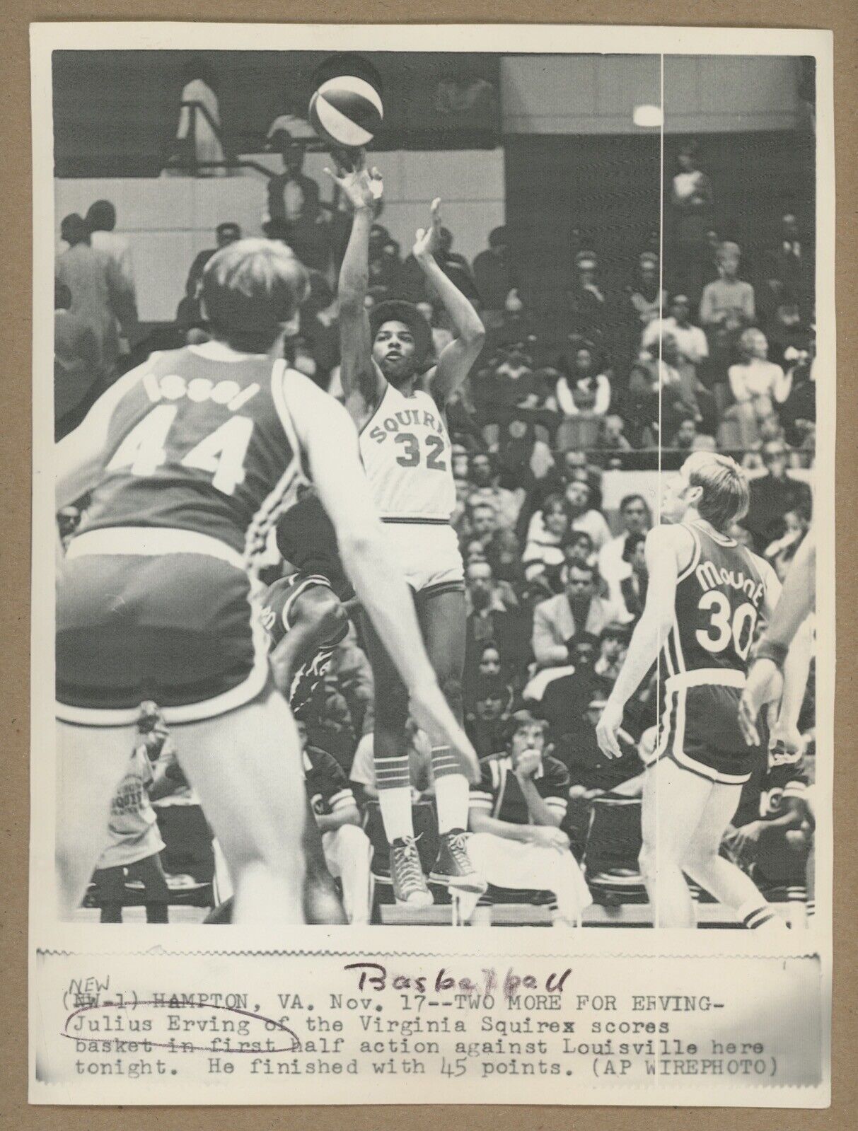 "Dr. J" Julius Erving ABA Virginia Squires  8x10 Press AP WirePhoto