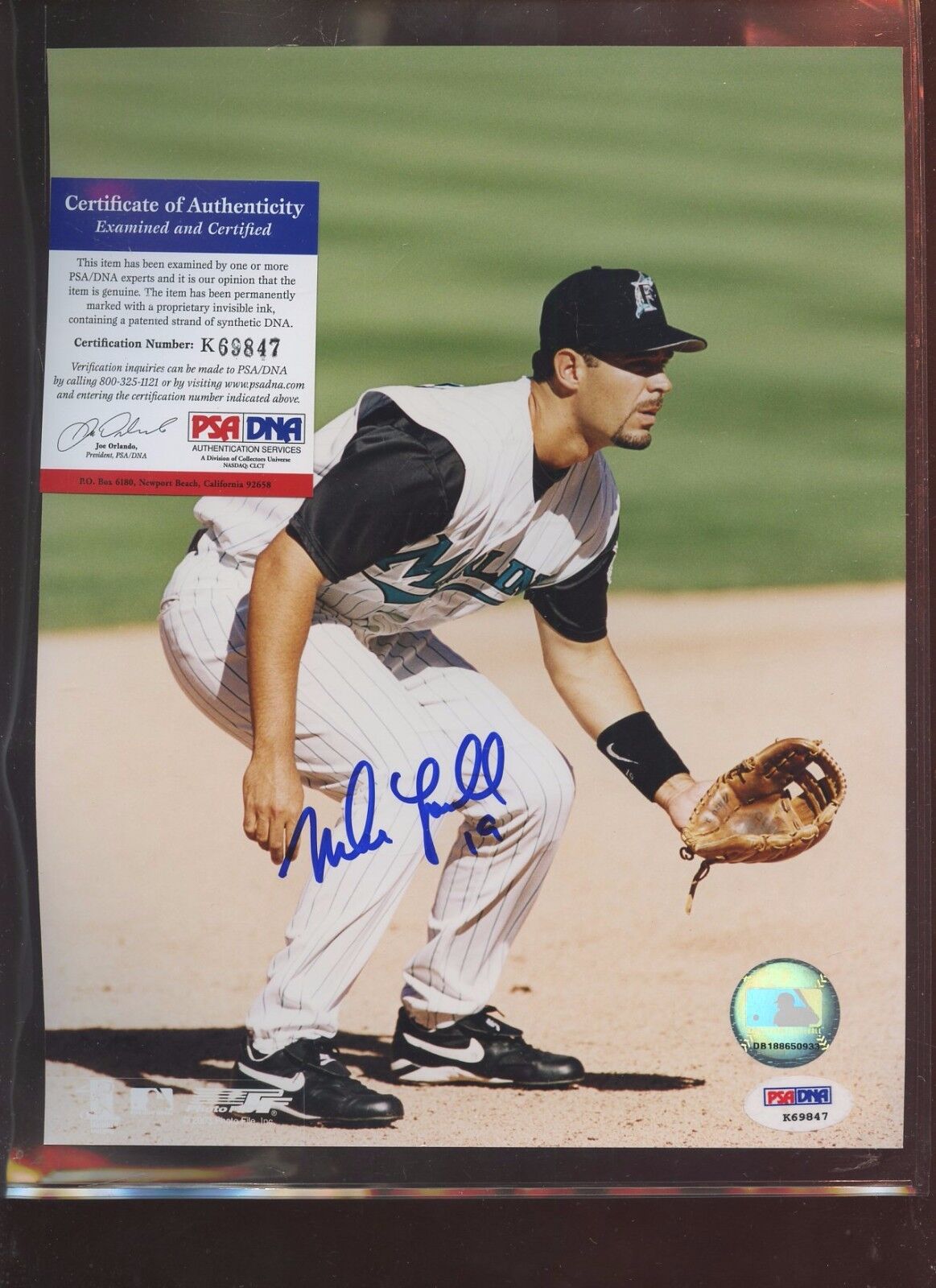 Mike Lowell #19 Marlins Autographed 8 X 10 Photo PSA Cert