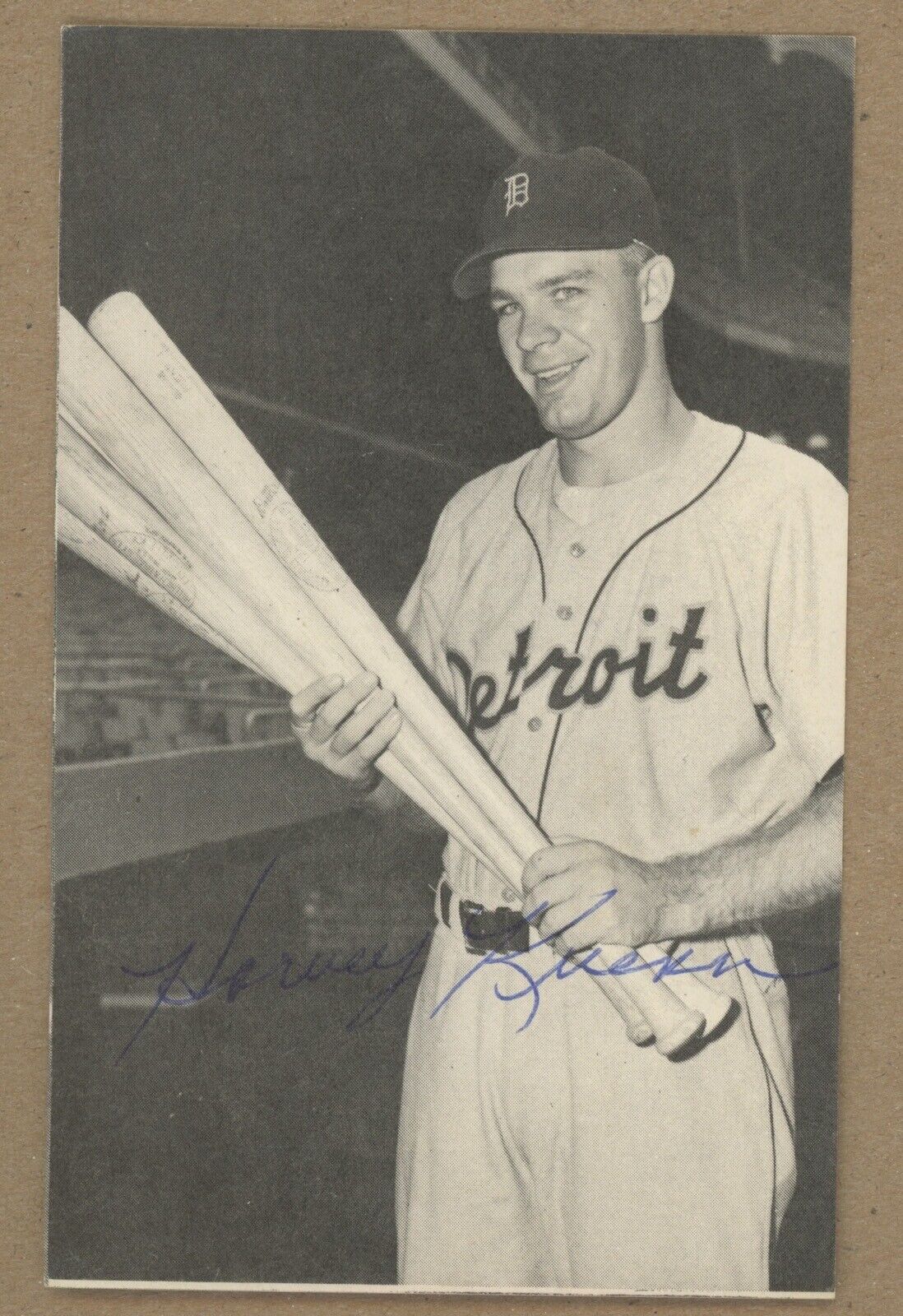 Harvey Kuenn Detroit Tigers Signed Vintage Postcard Auto with B&E Hologram