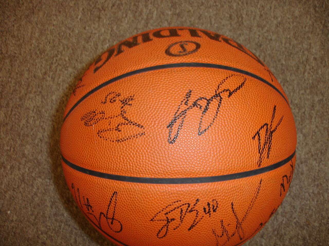 2010-11 Utah Jazz Team Signed Official NBA Basketball w/ LOA 19 signatures