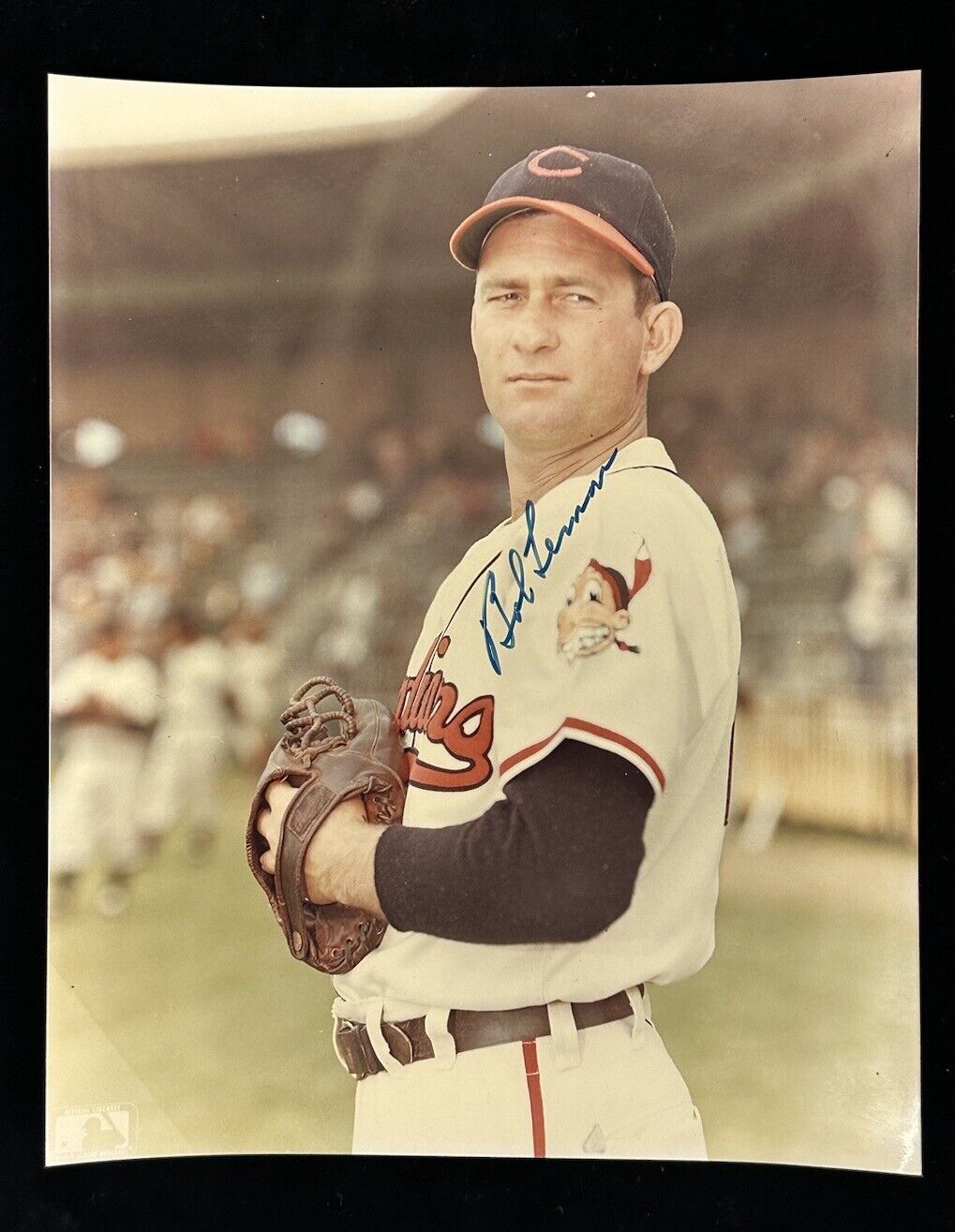 Bob Lemon Cleveland Indians HOFer SIGNED 8x10 Color Photo w/ hologram