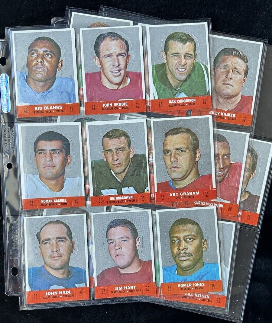 1968 Topps Football Stand-Ups Complete Set of 22 - EX to NM w/ Namath & Karras