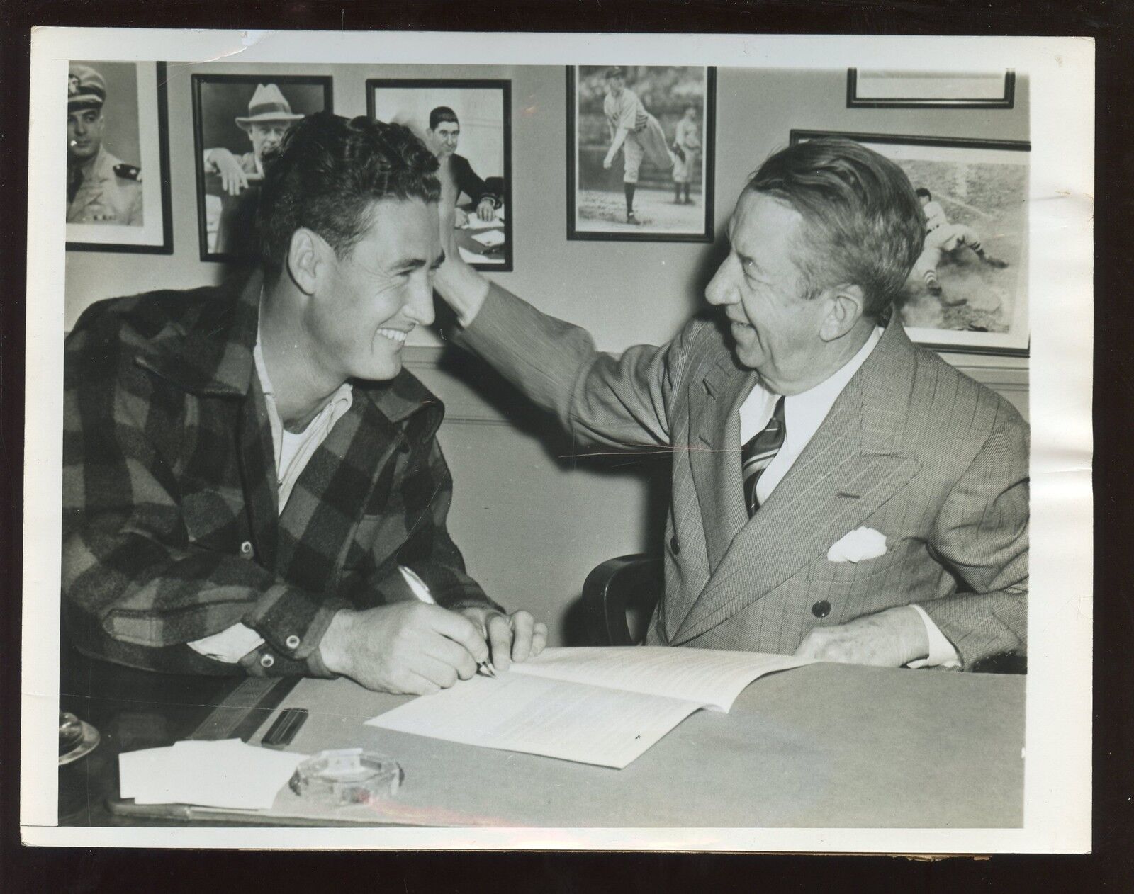 Original Feb 4th Ted Williams Signs Contract Wire Photo