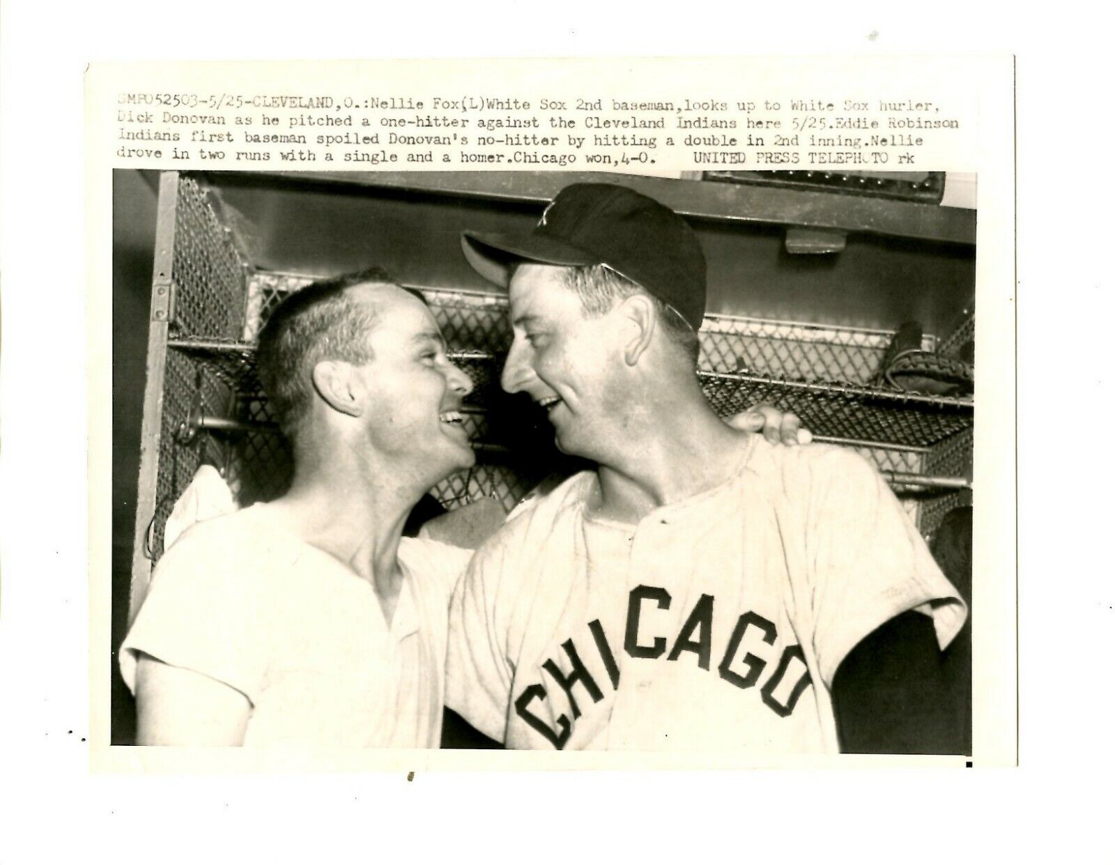 Original 5-25 1957 Nellie Fox & Dick Donovan Chicago White Sox 7 X 9 Wire Photo